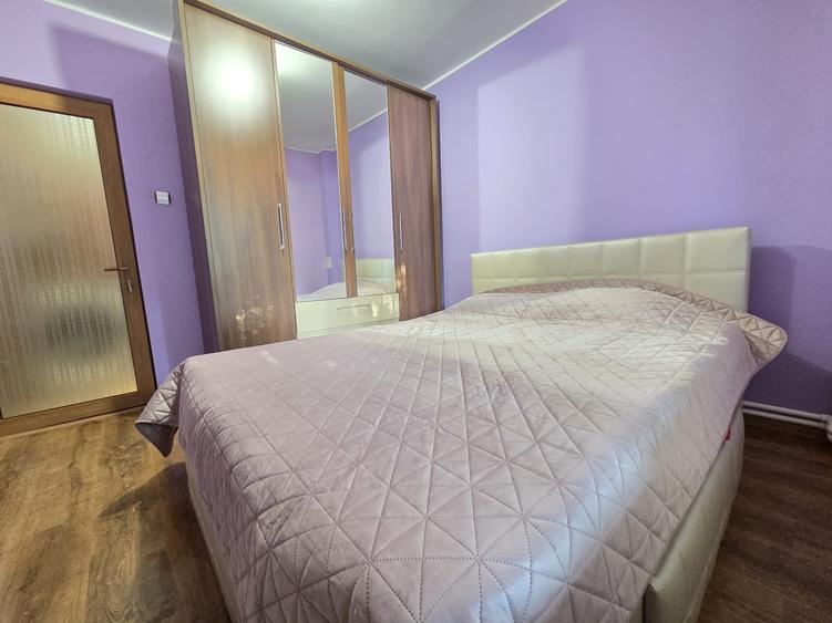 Apartament cu 2 camere decomandat în Micro 13