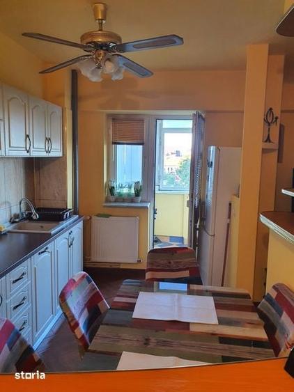 Apartament cu 3 camere decomandat în Ultracentral
