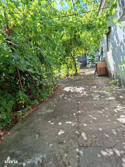 Casă cu 3 camere cu Teren 500 Mp în Limanu