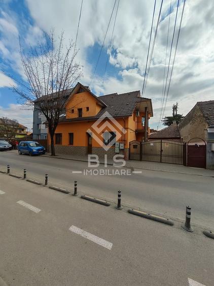 Birou, de 40 mp, în Central