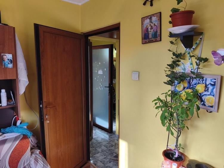 Apartament cu 2 camere decomandat în Sălaj