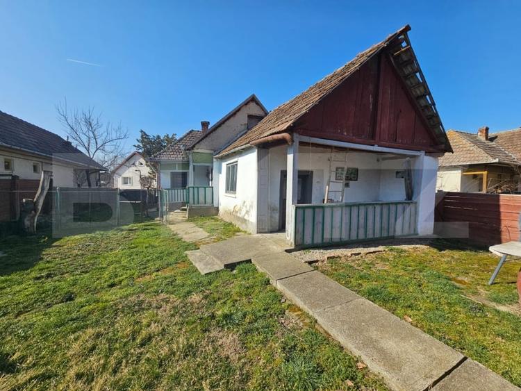 Casă individuală cu 4 camere cu Teren 840 Mp în Sâncel