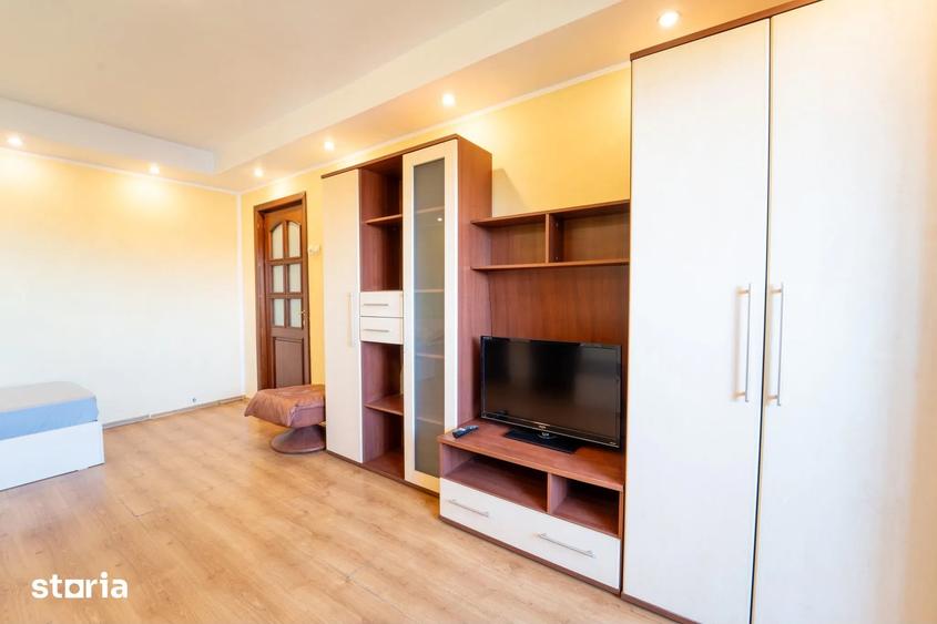 Apartament cu 2 camere decomandat în Tătărași