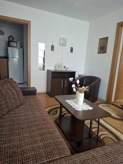 Apartament cu 2 camere semidecomandat în Tomis Nord