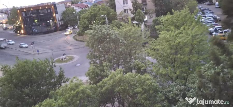 Garsonieră semidecomandată în Brazda lui Novac