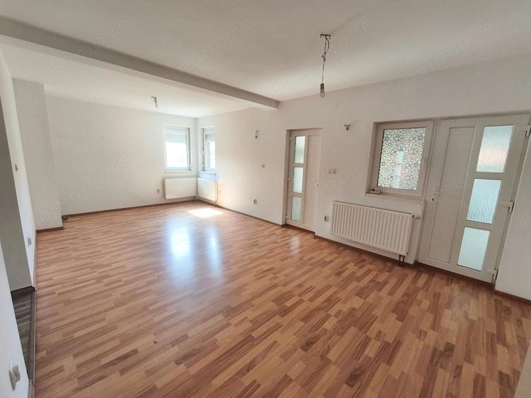 Chi?oda casa 7 camere 1200 euro - 3