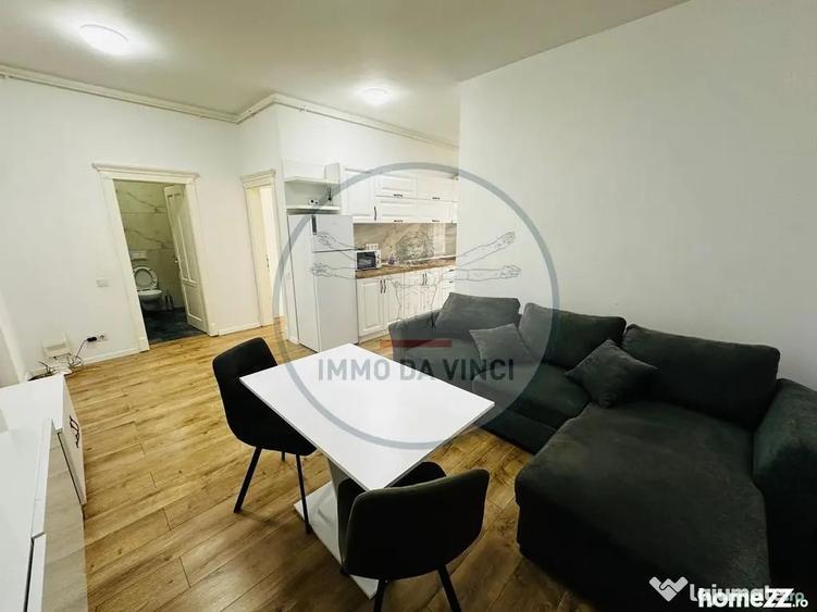 Apartament cu 3 camere semidecomandat în Mărăști