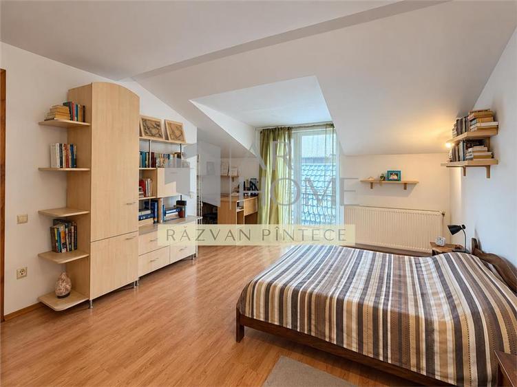 Duplex cu 5 camere cu Canalizare în Republicii