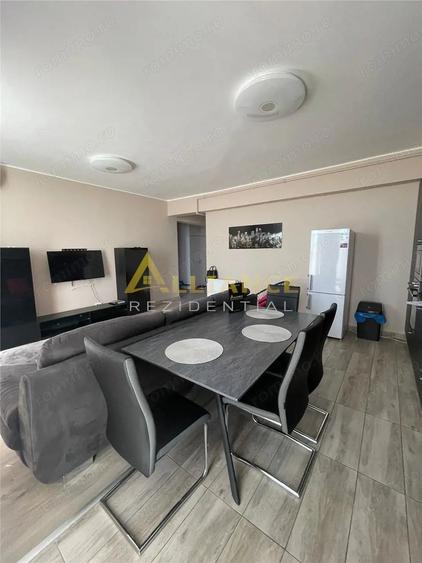 Apartament cu 3 camere decomandat, mobilat în Vitan