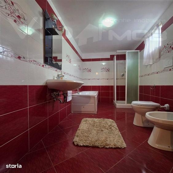 Casă cu 3 camere în Central