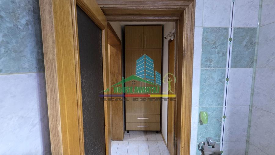 Apartament cu 3 camere decomandat, mobilat în Obor