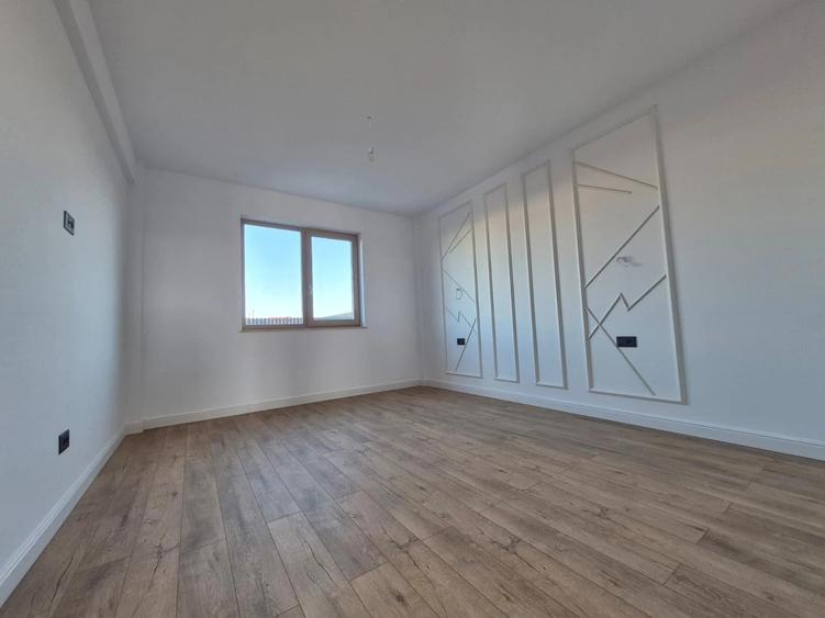Apartament cu 3 camere semidecomandat în Valea Lupului