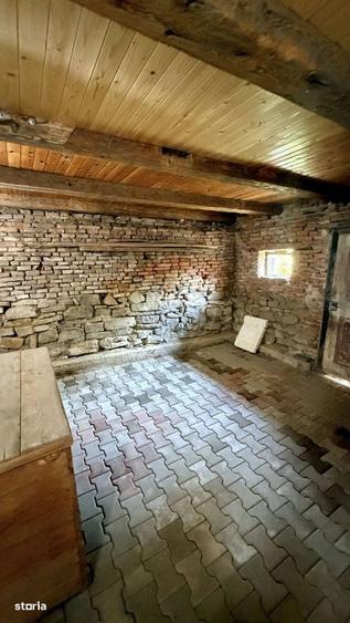 Casă cu 4 camere cu Teren 1400 Mp în Șeica Mică