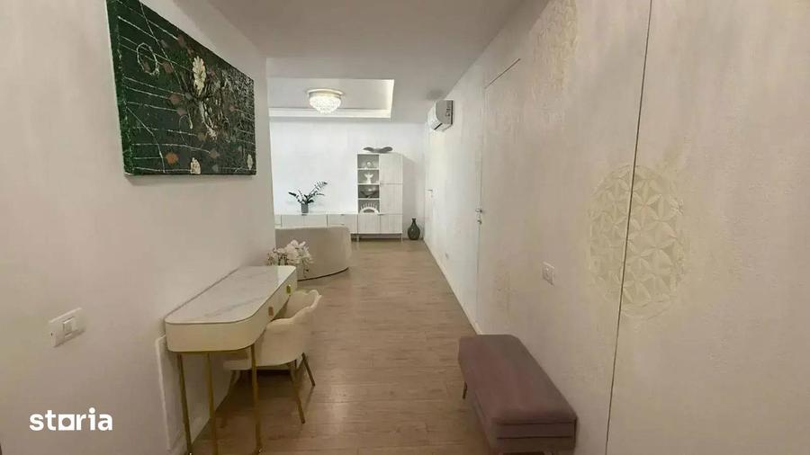 Apartament cu 4 camere în Central
