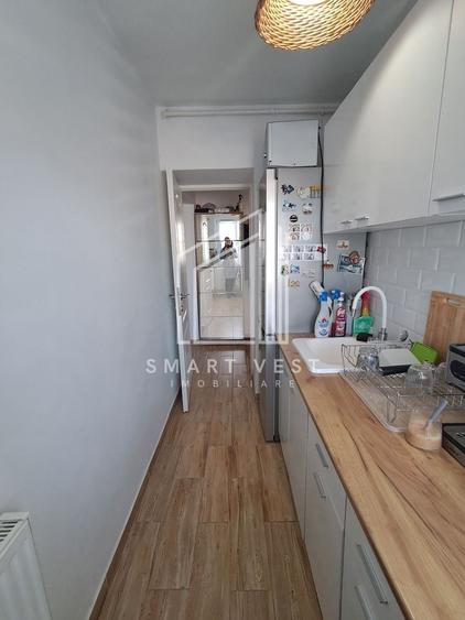 Apartament cu 3 camere semidecomandat, mobilat în Micro 15