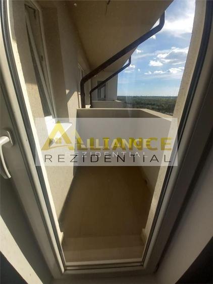 Apartament cu 3 camere decomandat în Metalurgiei