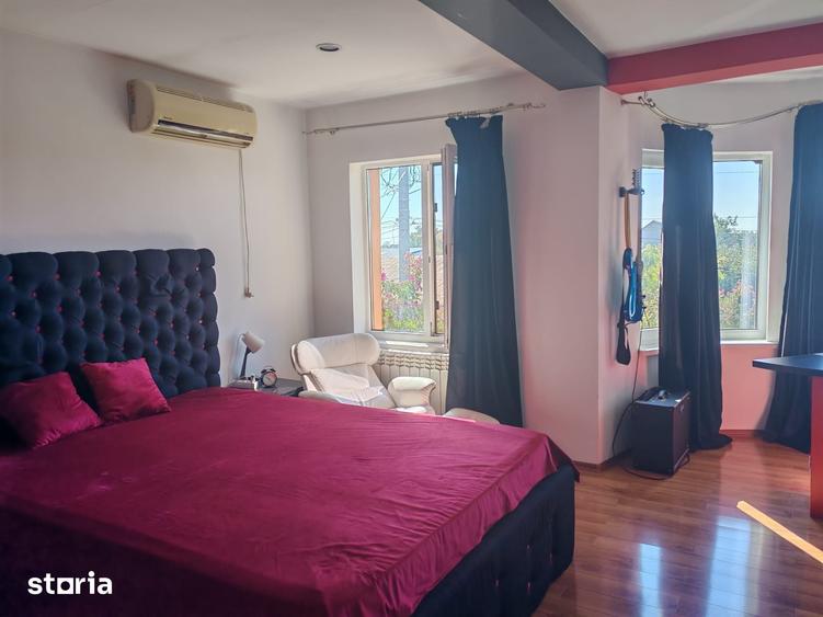 Casă cu 4 camere cu Teren 333 Mp în Central