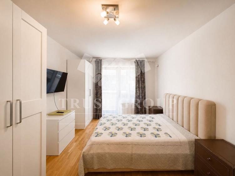 Apartament cu 3 camere decomandat, mobilat în Nordului