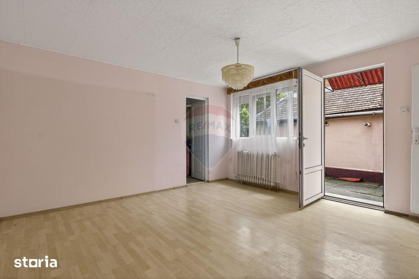 Casă cu 3 camere cu Teren 302 Mp în Micălaca