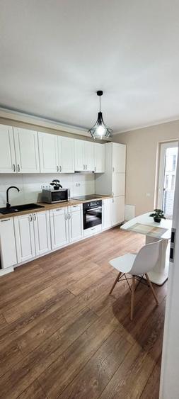 Apartament cu 2 camere decomandat în Borhanci