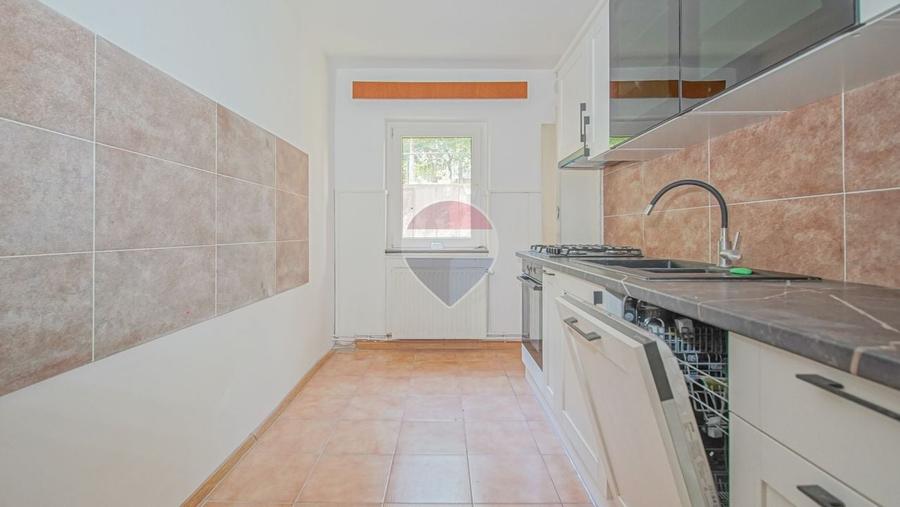 Apartament cu 2 camere decomandat, mobilat în Răcădău