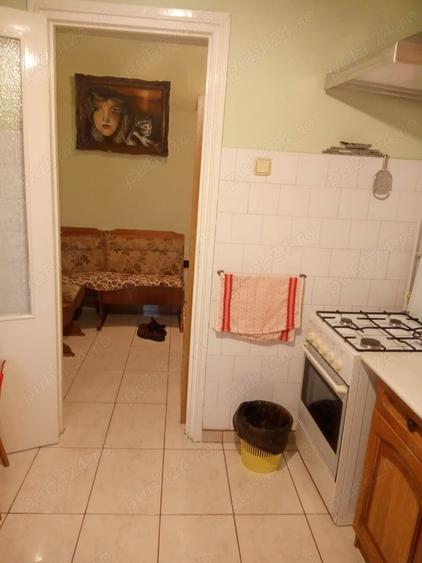 Apartament cu 2 camere semidecomandat în Gojdu