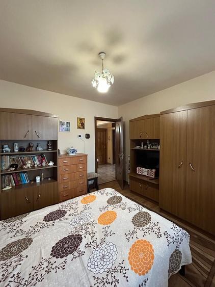 Apartament cu 2 camere decomandat în Deve