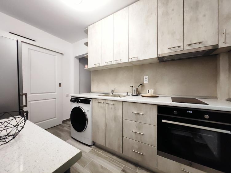Apartament cu 2 camere decomandat în Drumul Taberei