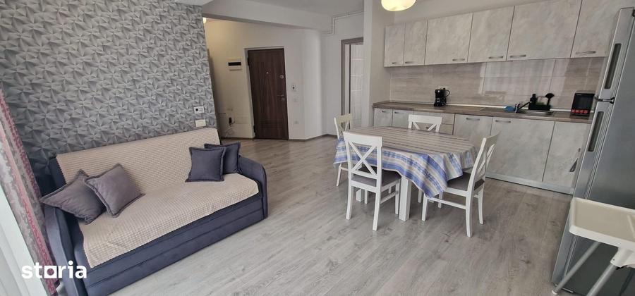 Apartament cu 3 camere în Cetate