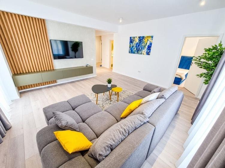 Apartament cu 2 camere decomandat, mobilat în City Park Mall
