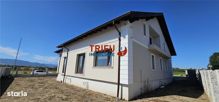 Casă cu 4 camere în Șeușa