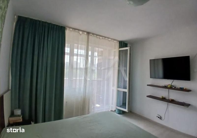 Apartament cu 3 camere decomandat în Drumul Taberei