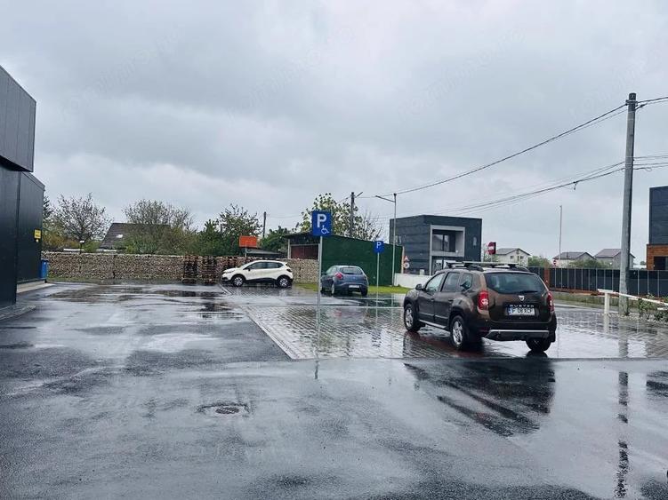 Spațiu comercial, de 1,200 mp, în Dragomirești-Vale