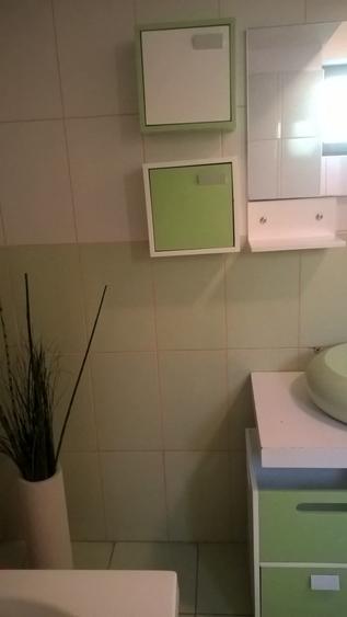 Apartament cu 3 camere decomandat, mobilat în 1 Mai