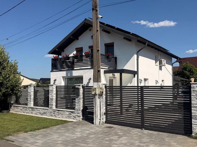 Casă cu 3 camere în Mărăcineni