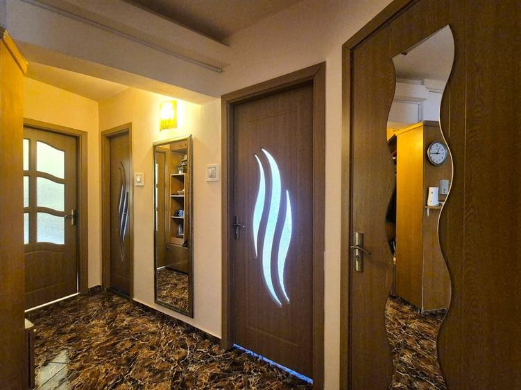 Apartament cu 2 camere decomandat în Gării