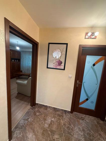 Apartament cu 3 camere în Ultracentral