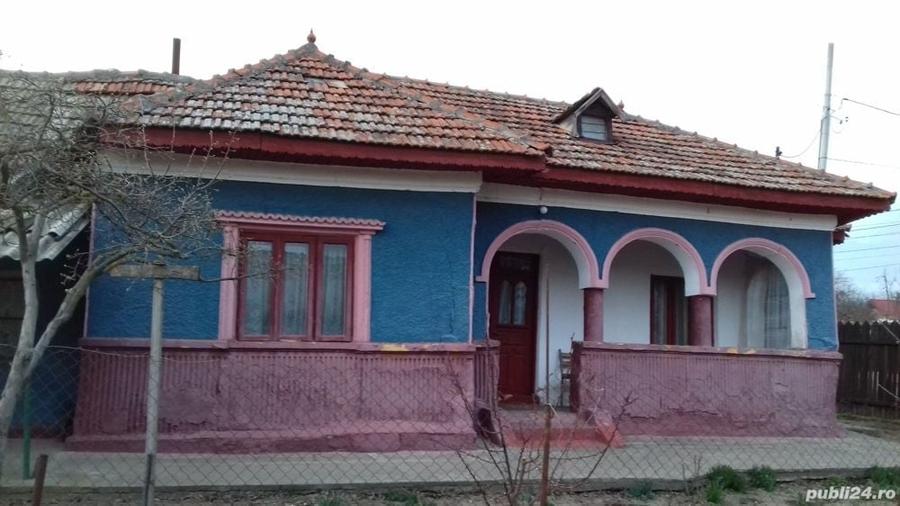 Teren de 1400 mp, în Surlari