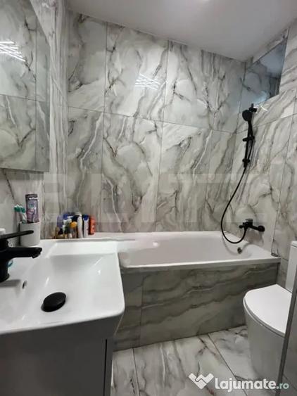 Casă cu 7 camere cu Teren 800 Mp în Ultracentral