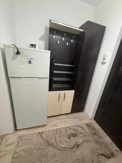 Garsonieră semidecomandată în Titulescu
