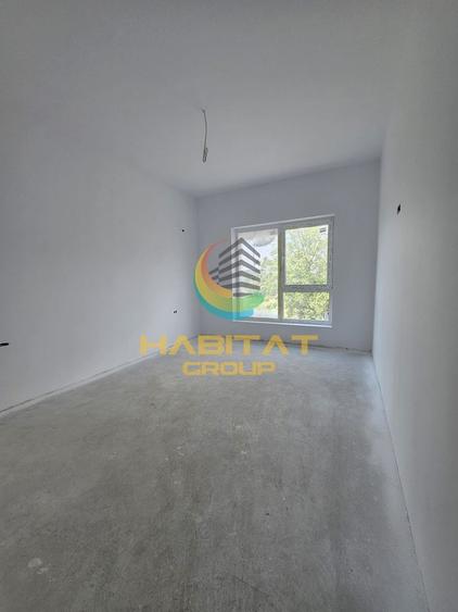 Casă individuală cu 3 camere cu Canalizare în Central