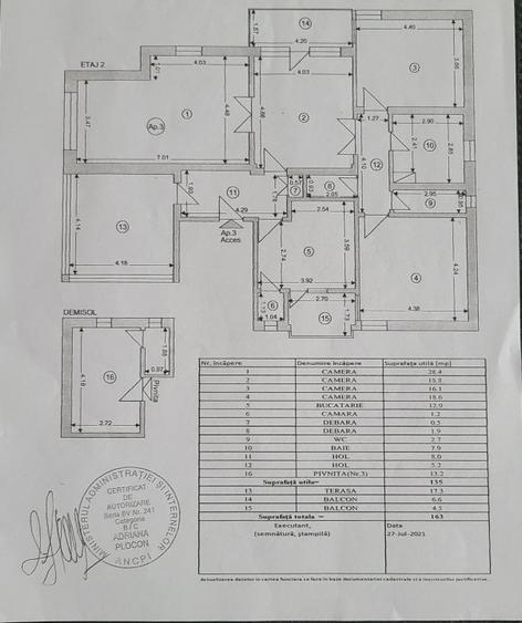 Apartament cu 5 camere decomandat în Centrul Istoric