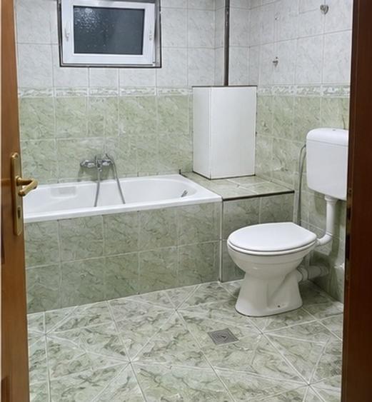 Casă individuală cu 3 camere cu Canalizare în Aviației