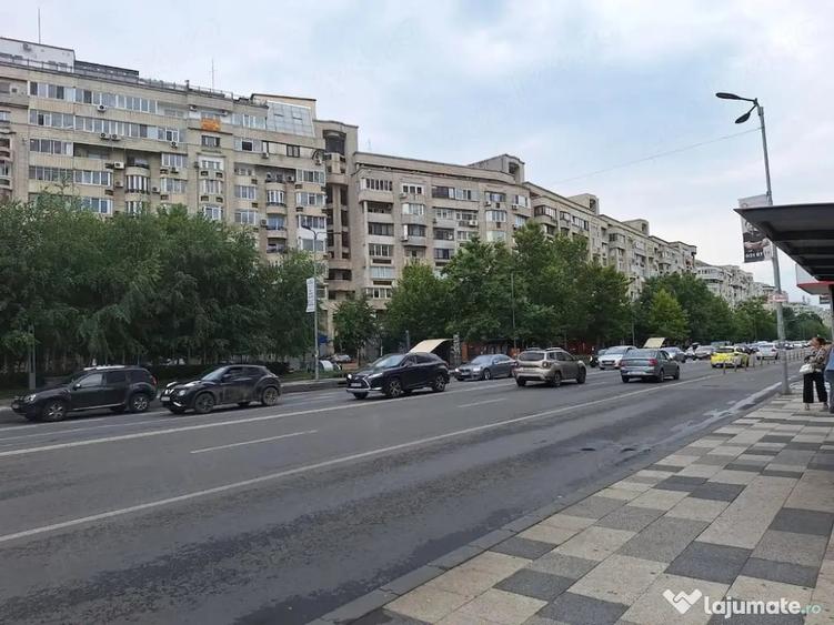Garsonieră decomandată în Muncii
