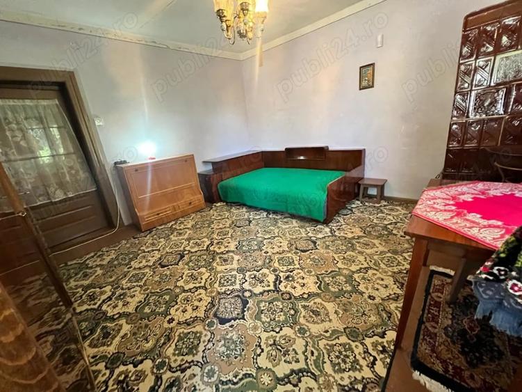 Casă cu 6 camere cu Teren 2267 Mp în Diculești