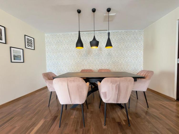 Apartament cu 3 camere în Iancu Nicolae