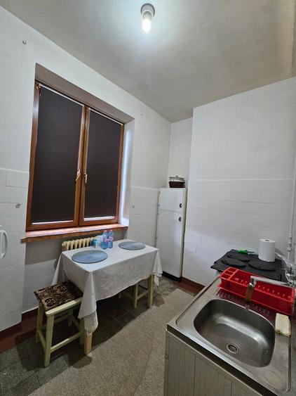 Apartament cu 2 camere decomandat în Drumul Taberei