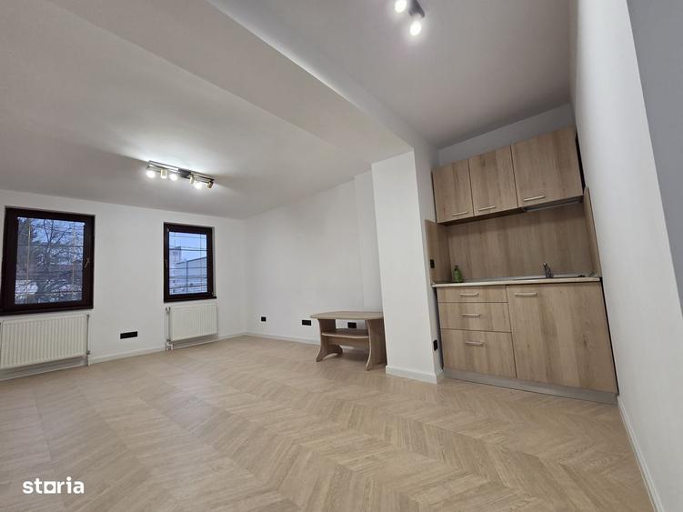 Spațiu comercial, de 100 mp, în Ultracentral