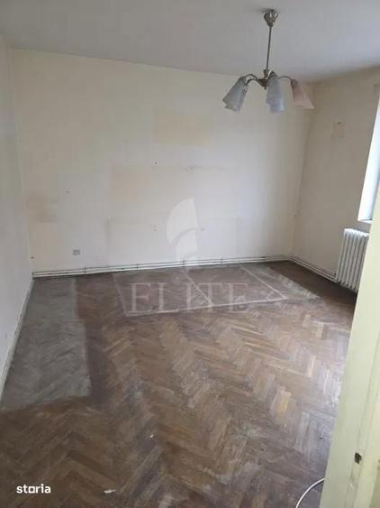 Apartament cu 2 camere decomandat în Plopilor