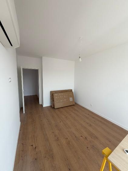 Apartament cu 2 camere decomandat în Theodor Pallady